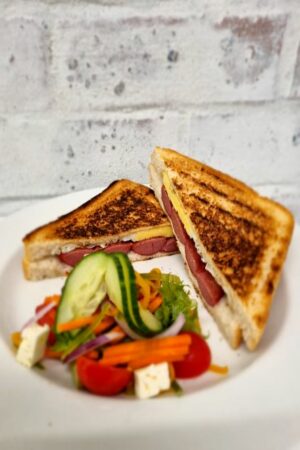 Grilled Egg & Vienna